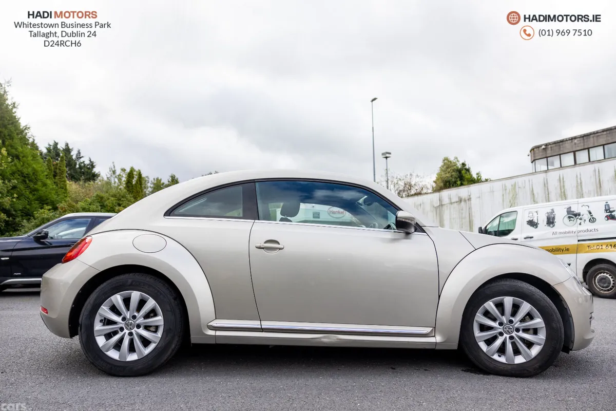 Volkswagen Beetle Hatchback, Petrol, 2016, Gold