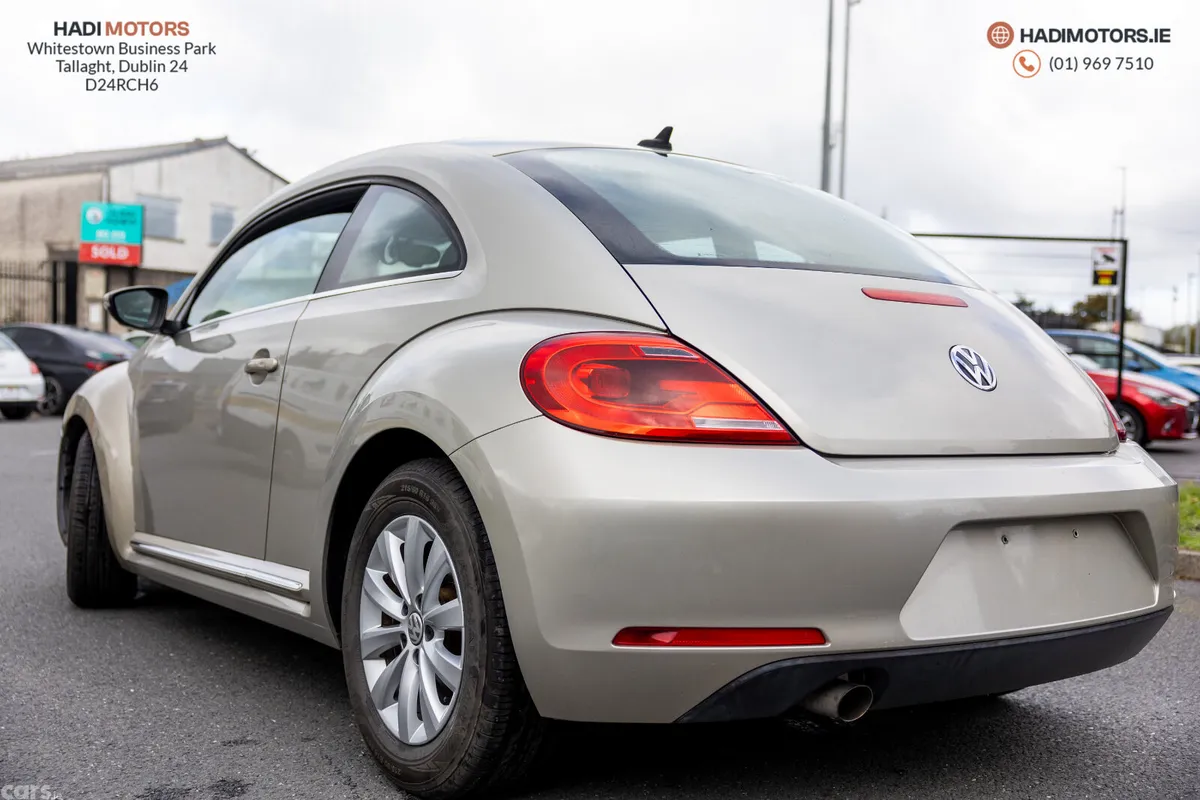 Volkswagen Beetle Hatchback, Petrol, 2016, Gold