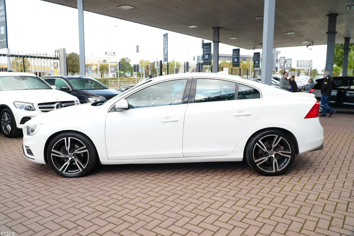 Volvo S60 Saloon, Diesel, 2016, White