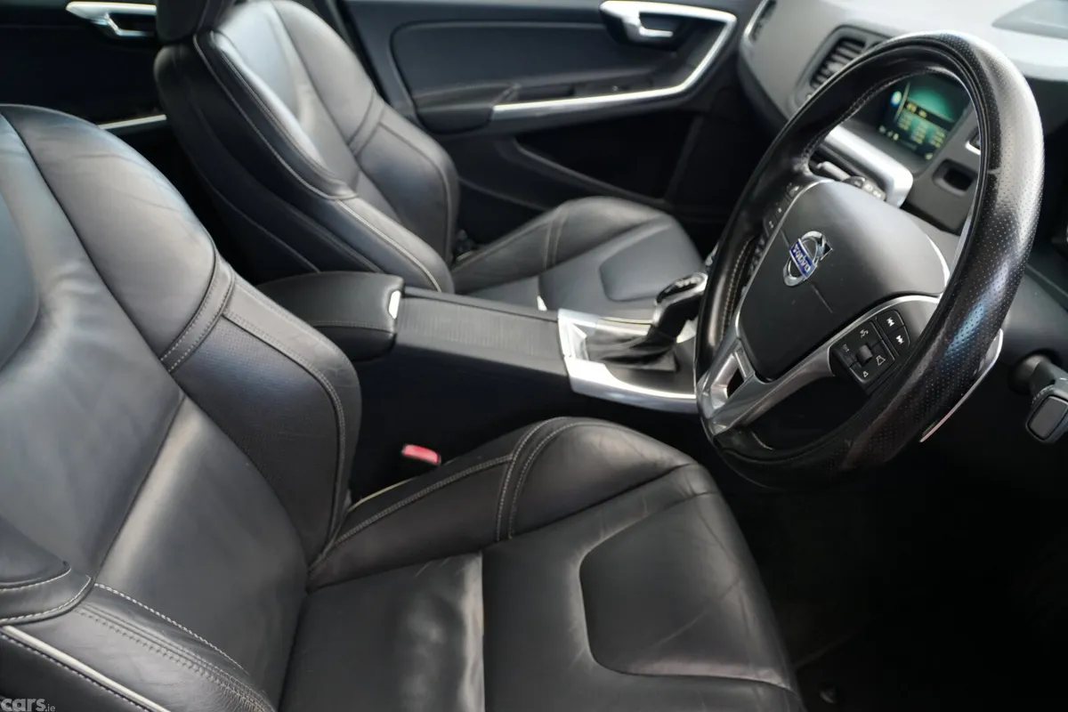 Volvo S60 Saloon, Diesel, 2016, White