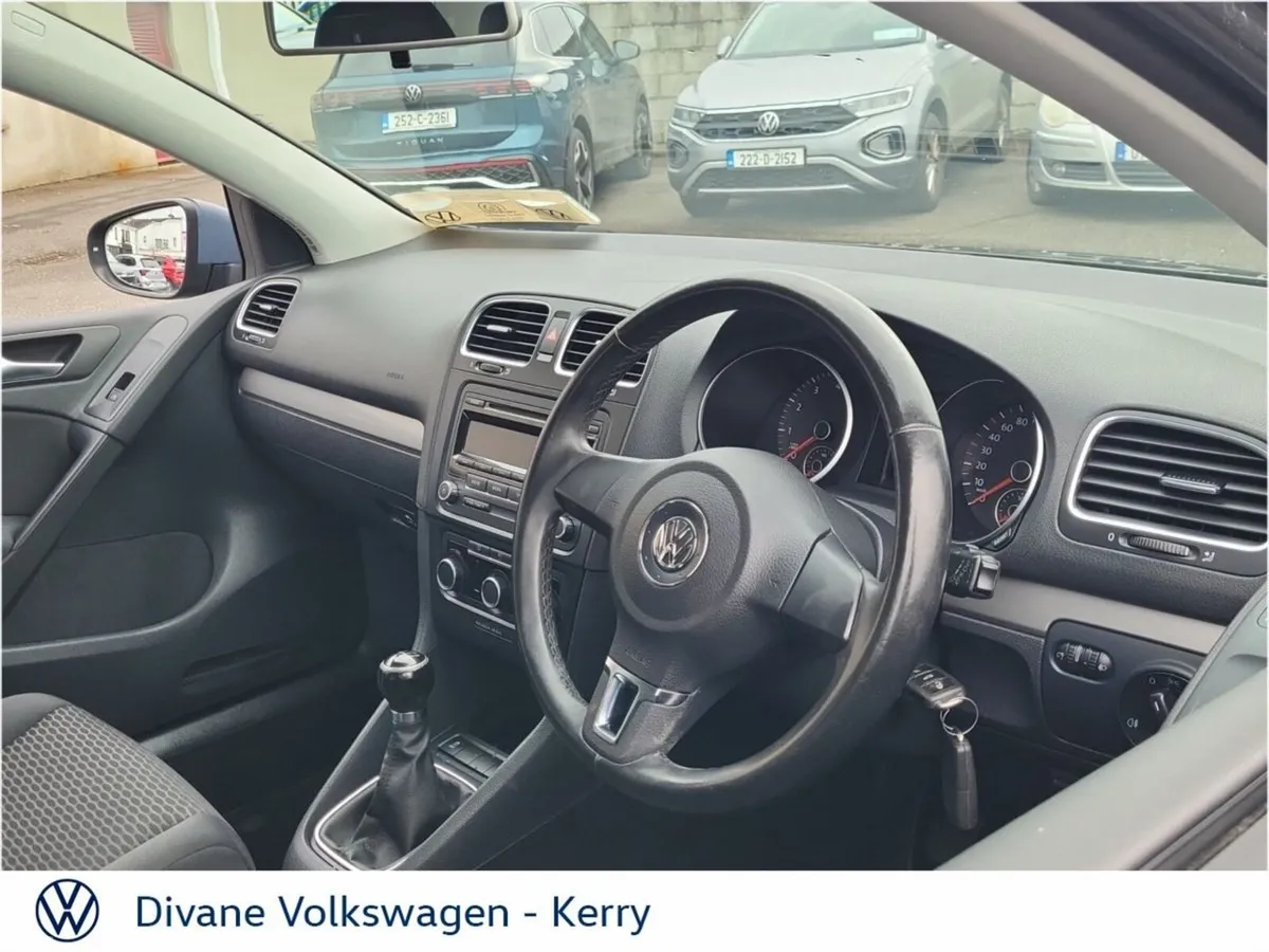 Volkswagen Golf Hatchback, Petrol, 2011, Grey