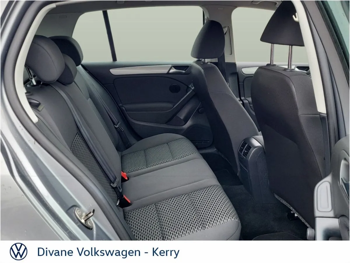 Volkswagen Golf Hatchback, Petrol, 2011, Grey