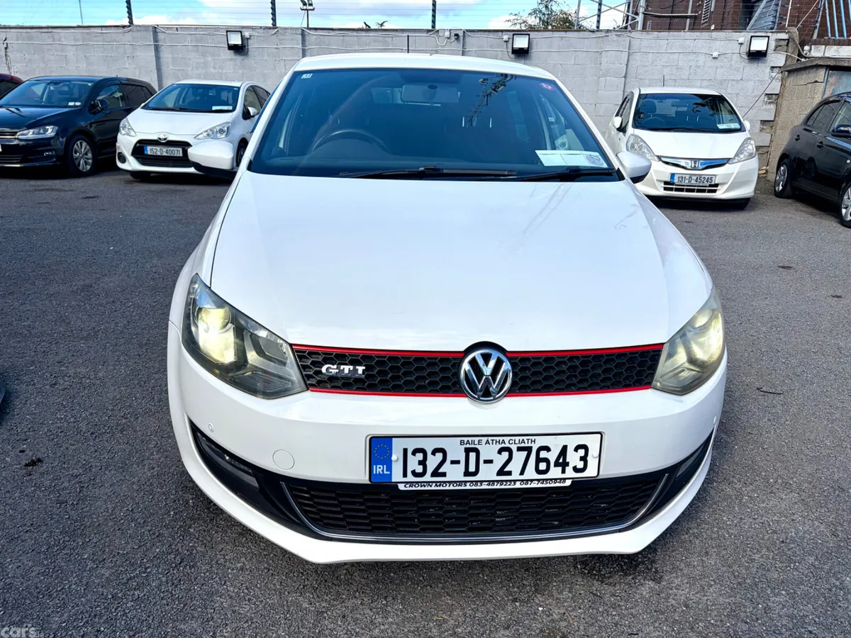 Volkswagen Polo Hatchback, Petrol, 2013, White