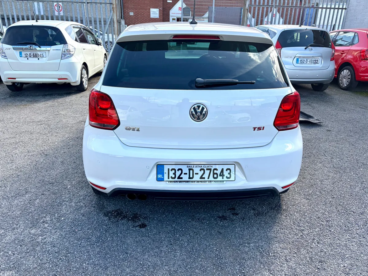 Volkswagen Polo Hatchback, Petrol, 2013, White