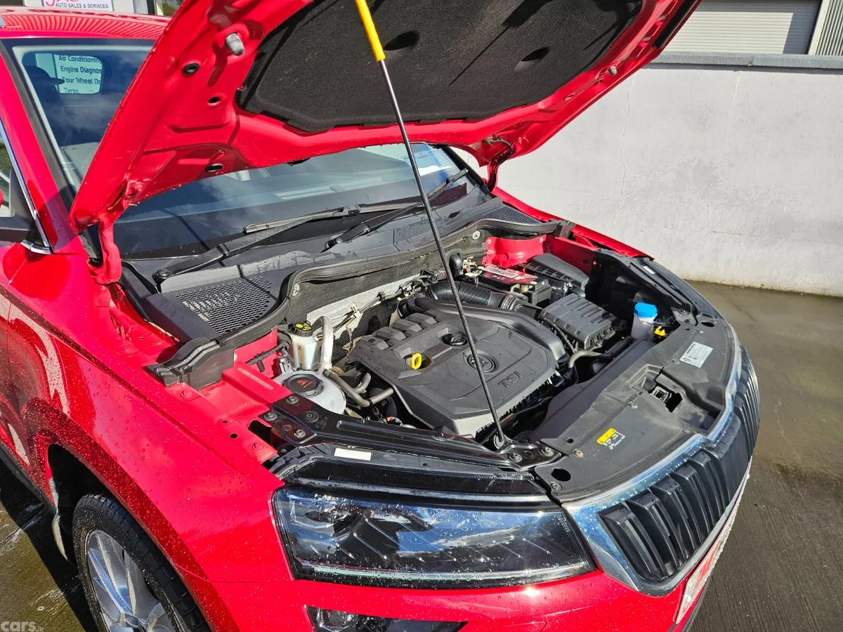 Skoda Karoq SUV, Petrol, 2019, Red