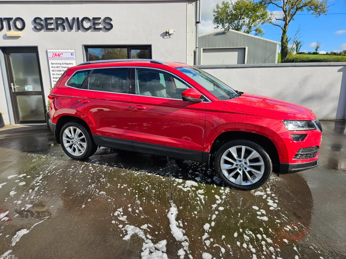 Skoda Karoq SUV, Petrol, 2019, Red