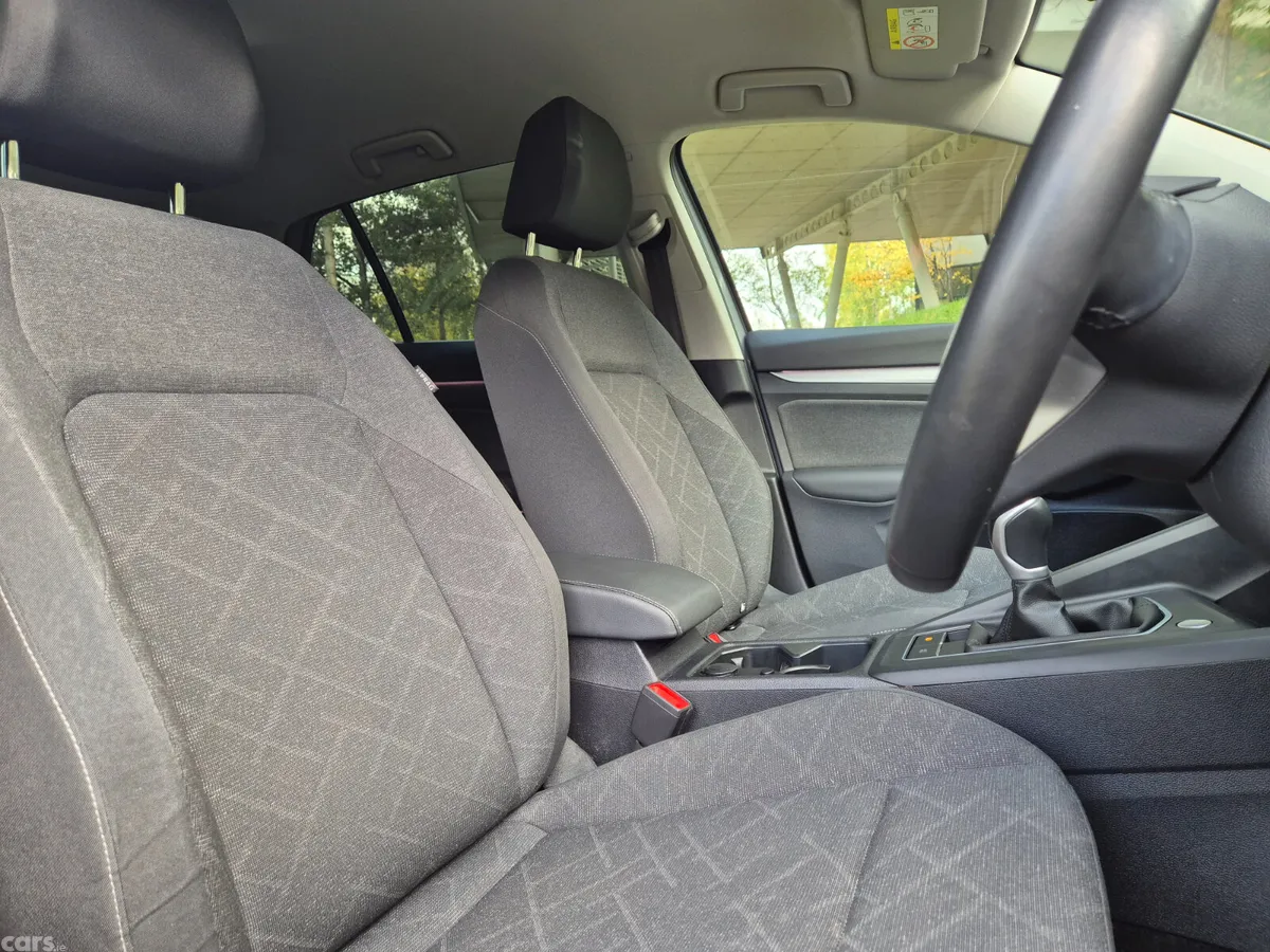 Volkswagen Golf Hatchback, Diesel, 2024, Grey