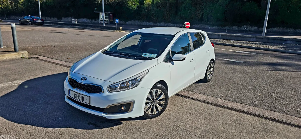 Kia Ceed Hatchback, Diesel, 2017, White