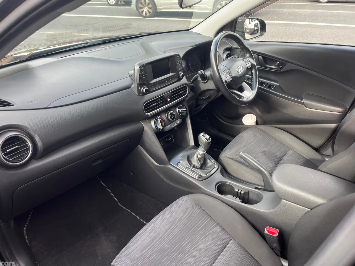 Hyundai KONA MPV, Petrol, 2020, Black