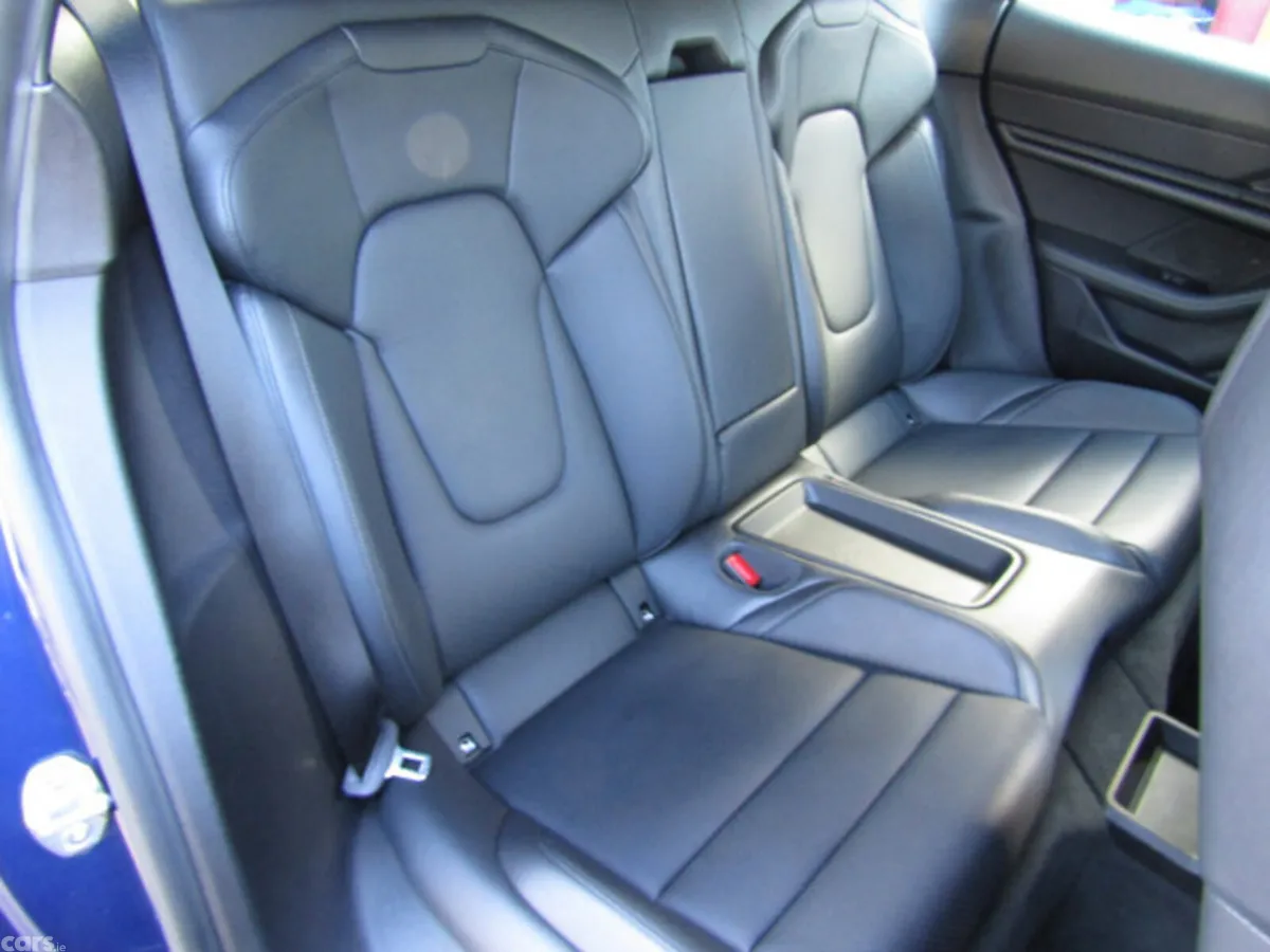Porsche Taycan Saloon, Electric, 2023, Blue
