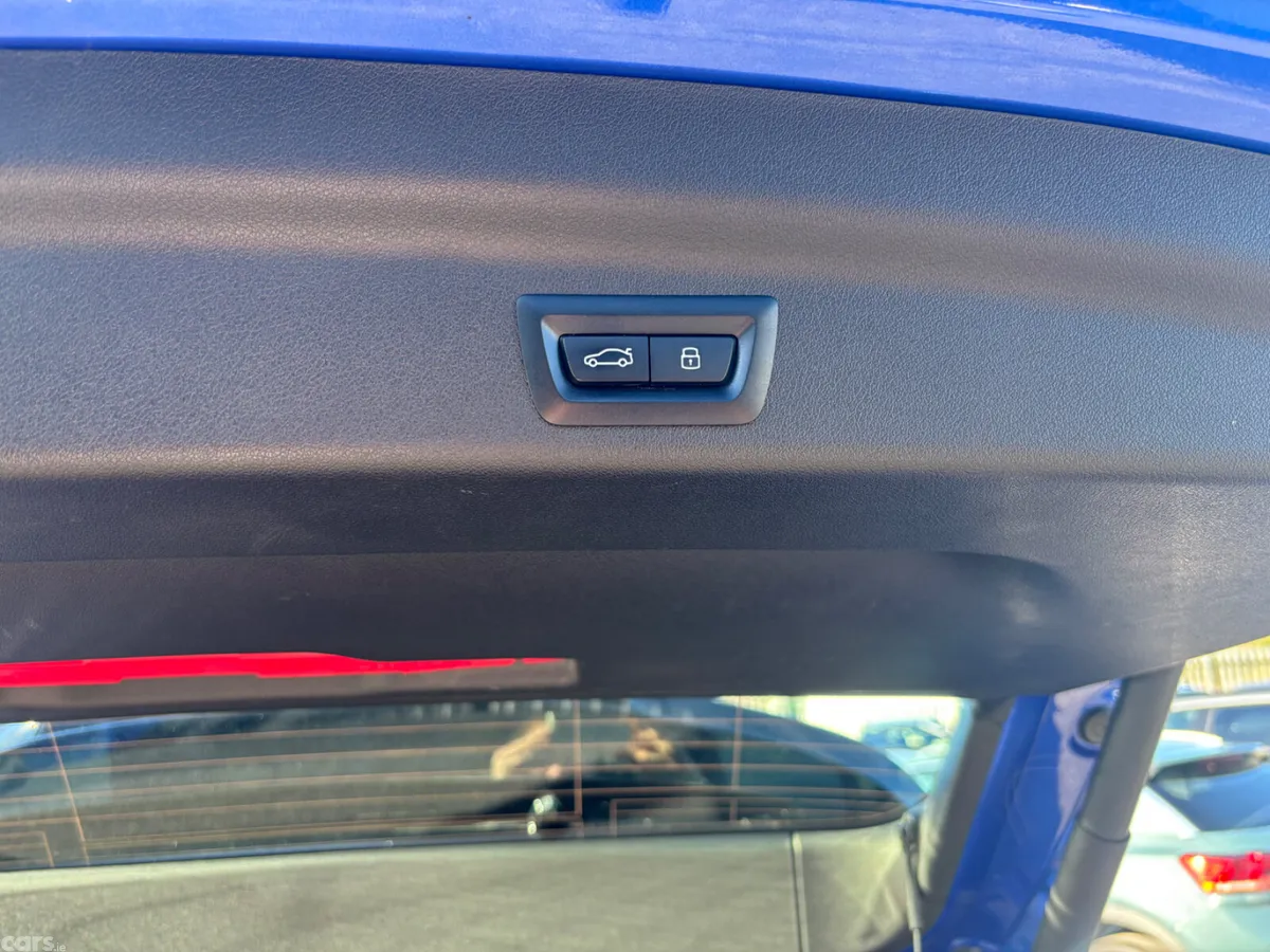 BMW iX1 SUV, Electric, 2023, Blue