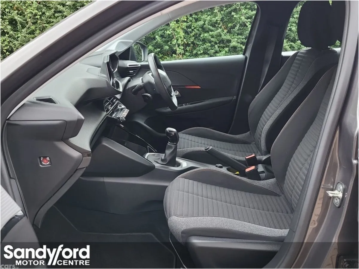 Peugeot 208 Hatchback, Petrol, 2022, Grey