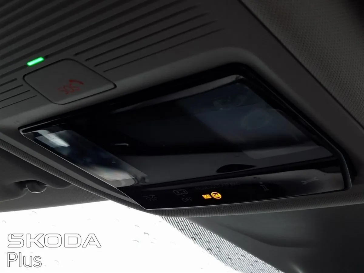 Skoda Octavia Saloon, Diesel, 2024, Black