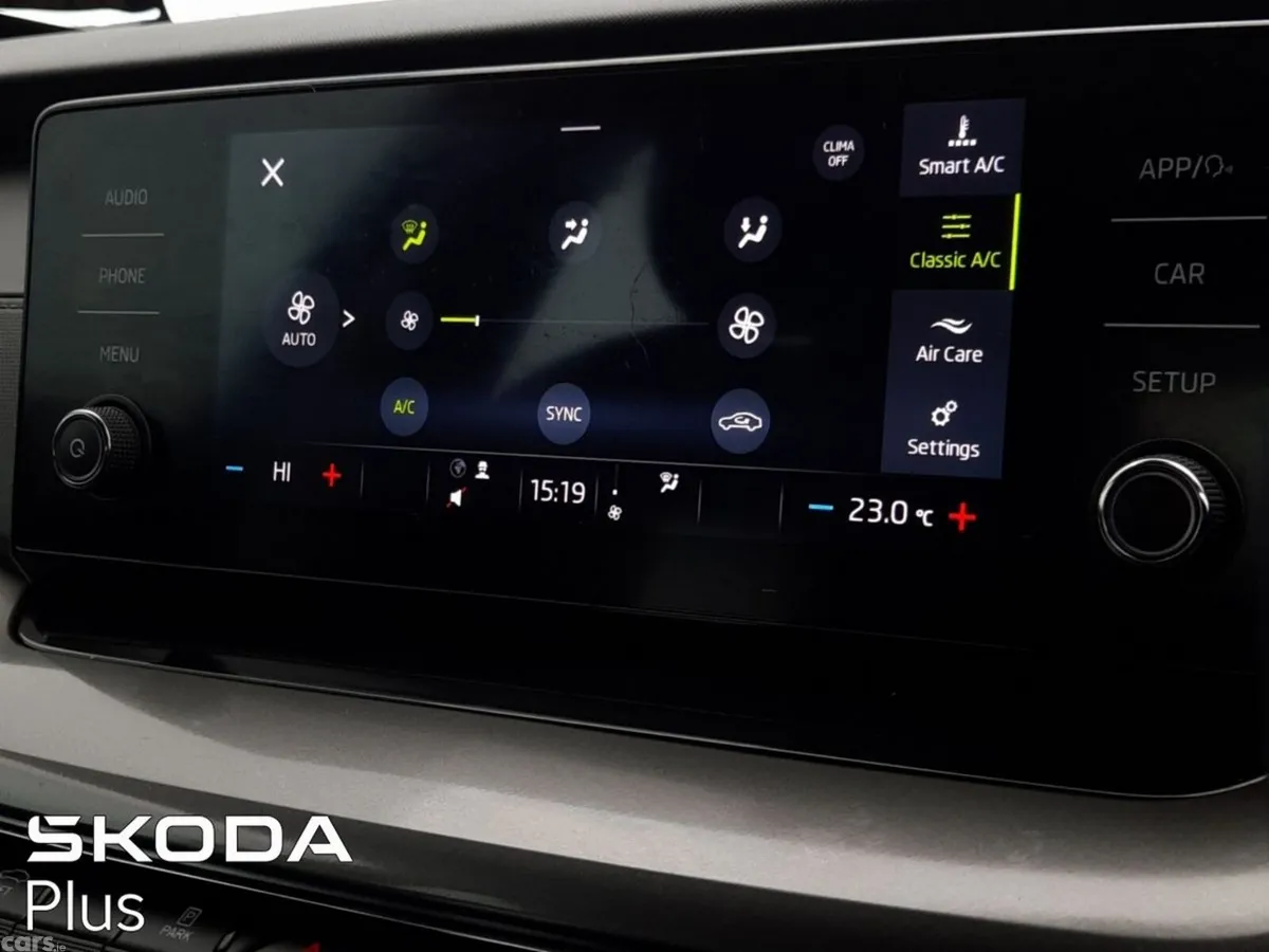 Skoda Octavia Saloon, Diesel, 2024, Black