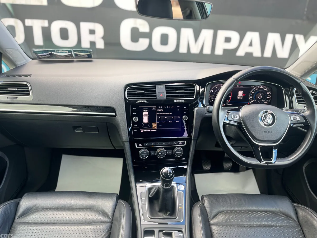 Volkswagen Golf Estate, Petrol, 2019, Black
