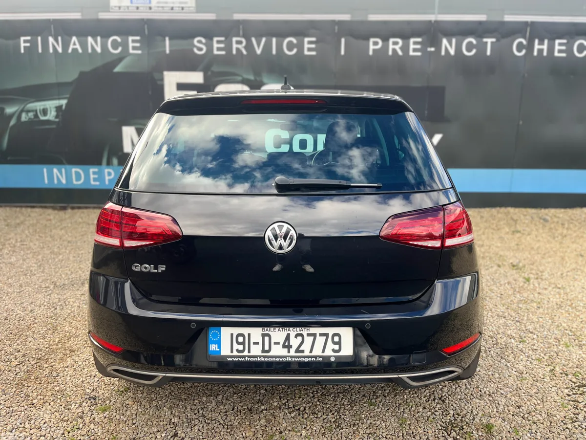 Volkswagen Golf Estate, Petrol, 2019, Black