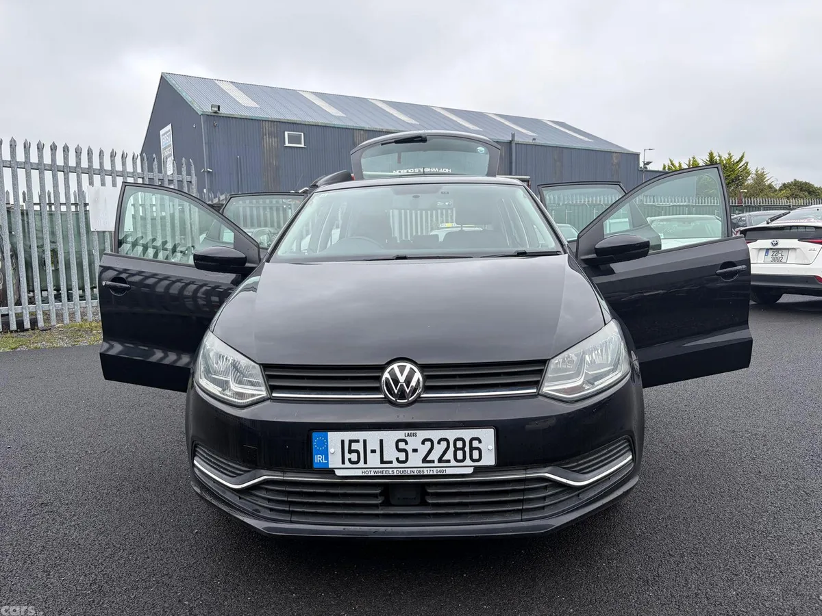 Volkswagen Polo Hatchback, Petrol, 2015, Black