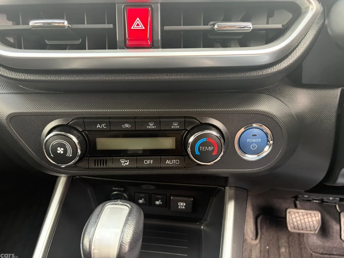 Toyota Raize Hatchback, Petrol Hybrid, 2022, Black