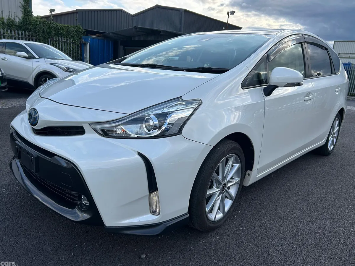 Toyota Prius MPV, Petrol Hybrid, 2020, White