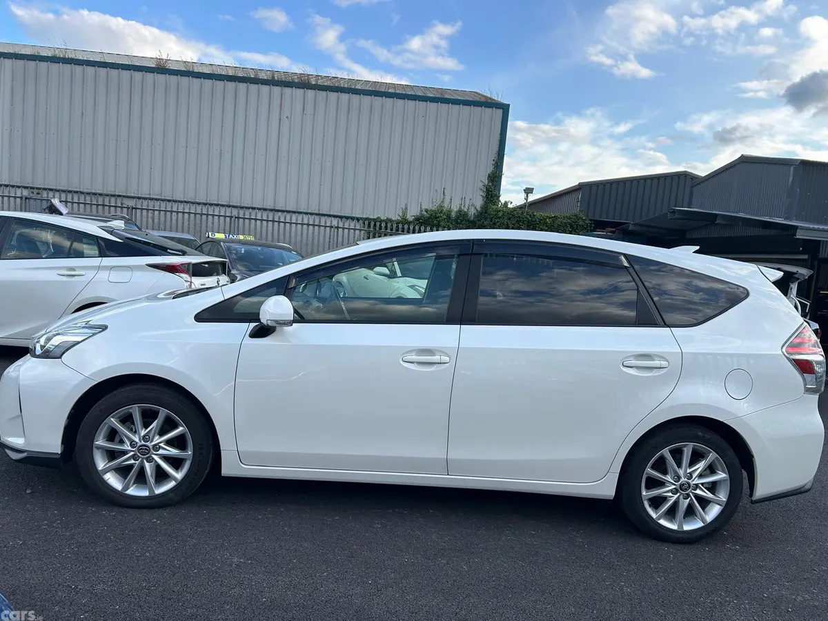 Toyota Prius MPV, Petrol Hybrid, 2020, White