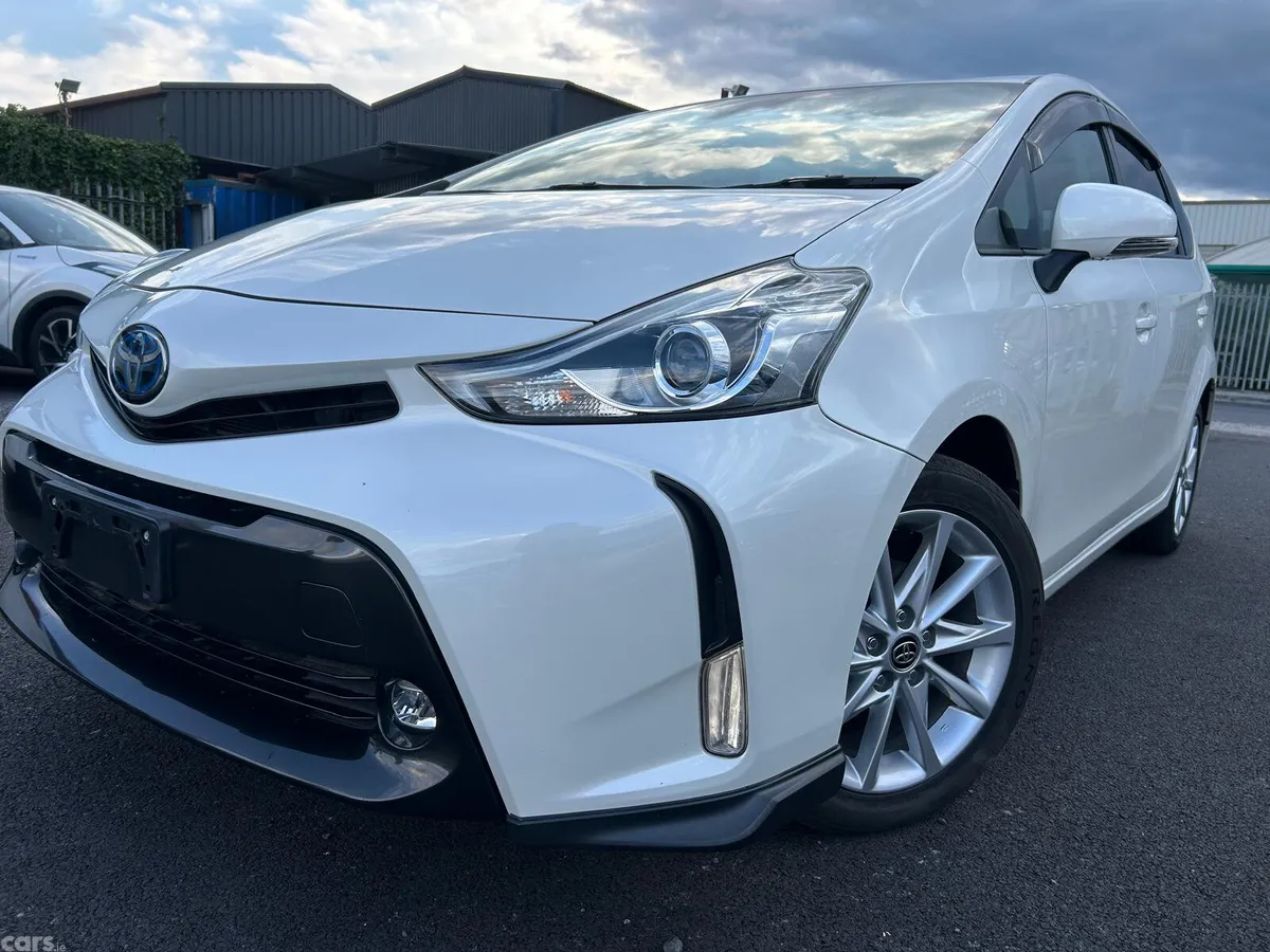 Toyota Prius MPV, Petrol Hybrid, 2020, White