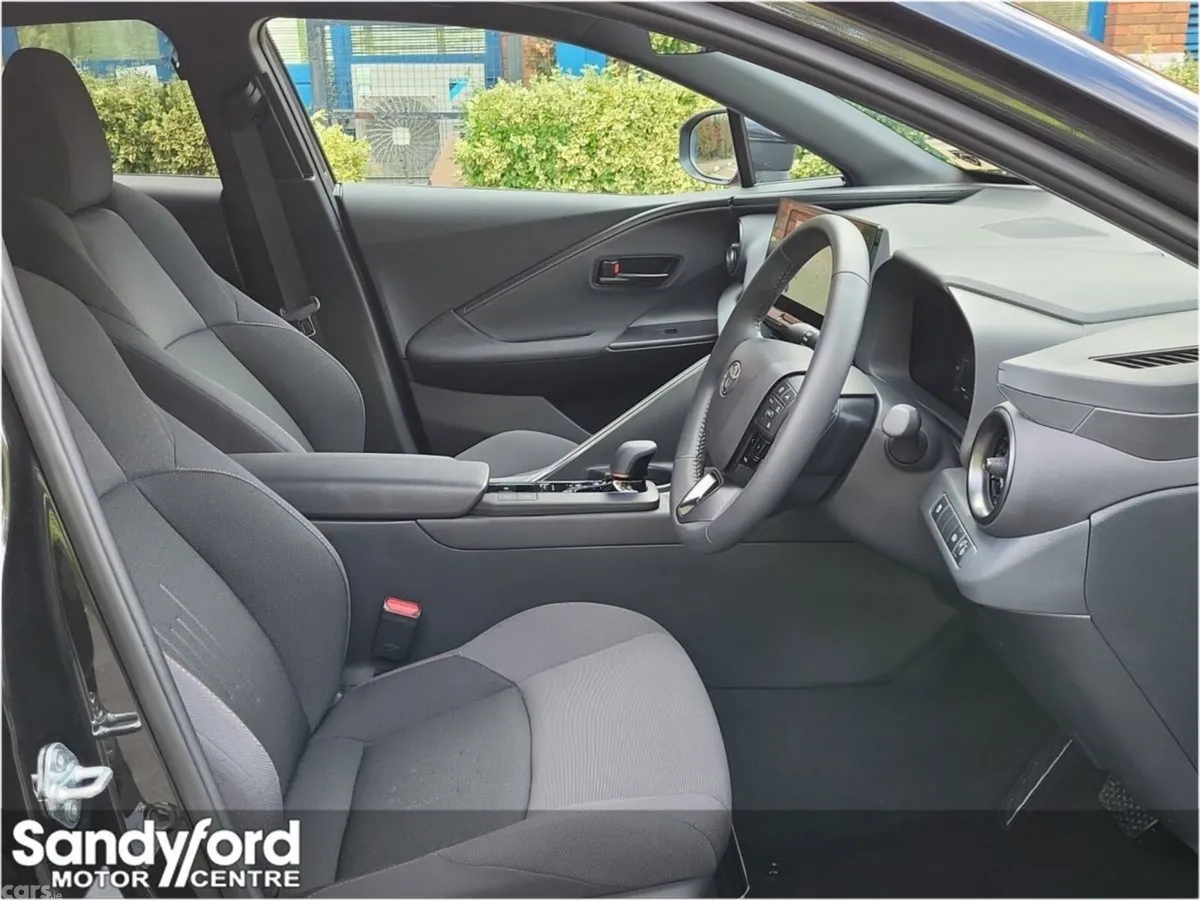 Toyota C-HR Hatchback, Petrol Hybrid, 2025, Black