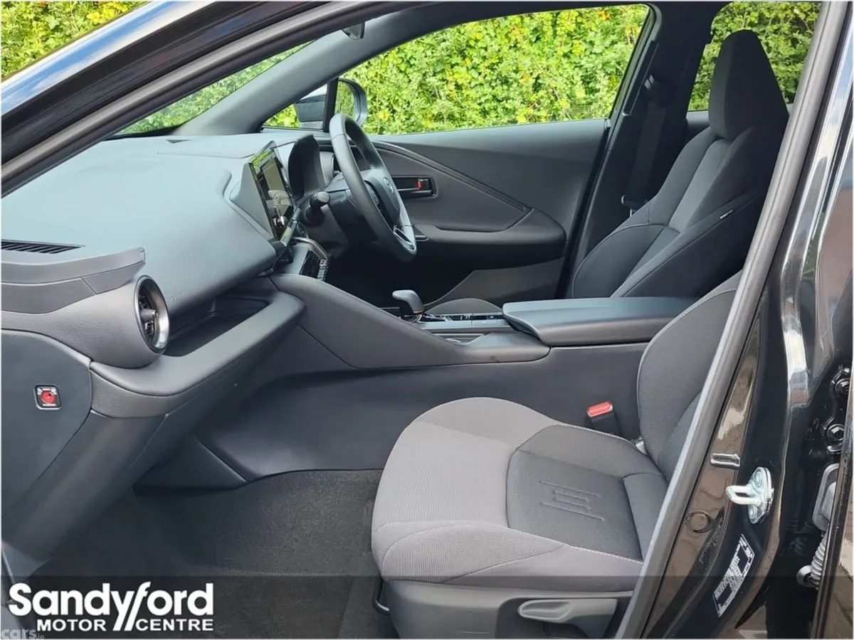 Toyota C-HR Hatchback, Petrol Hybrid, 2025, Black
