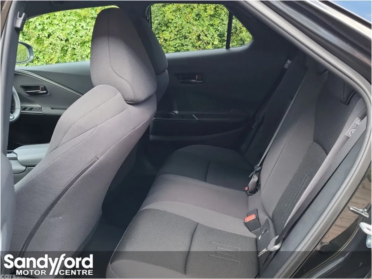 Toyota C-HR Hatchback, Petrol Hybrid, 2025, Black