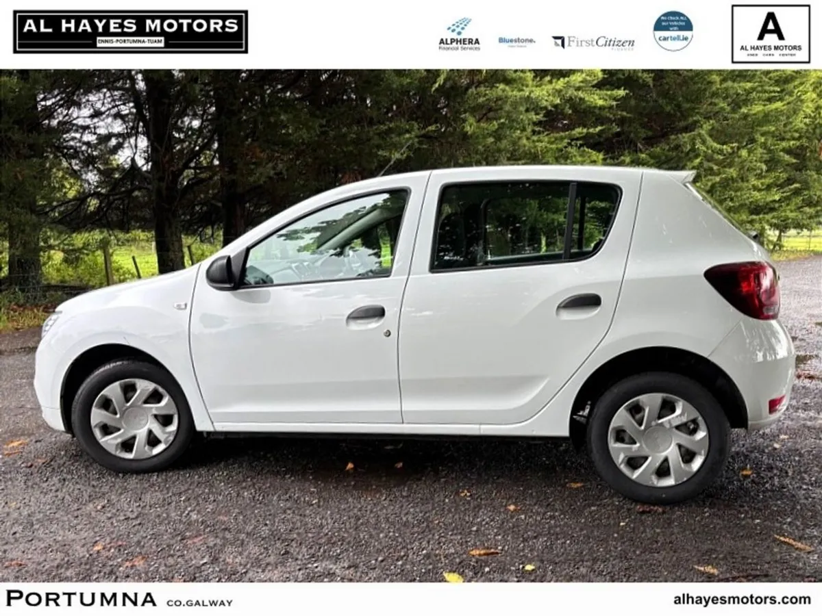 Dacia Sandero Hatchback, Petrol, 2019, White