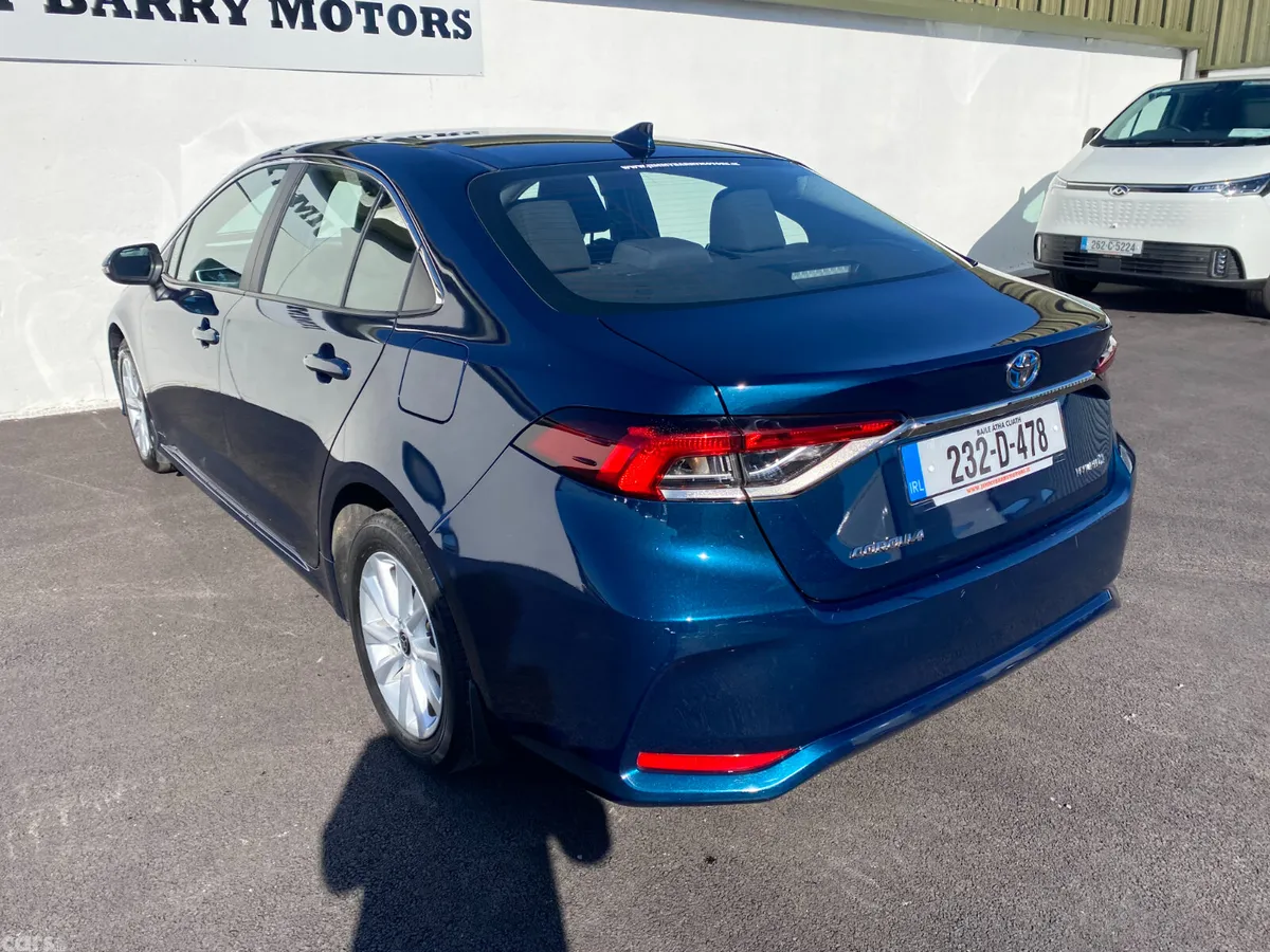 Toyota Corolla Saloon, Petrol Hybrid, 2023, Blue