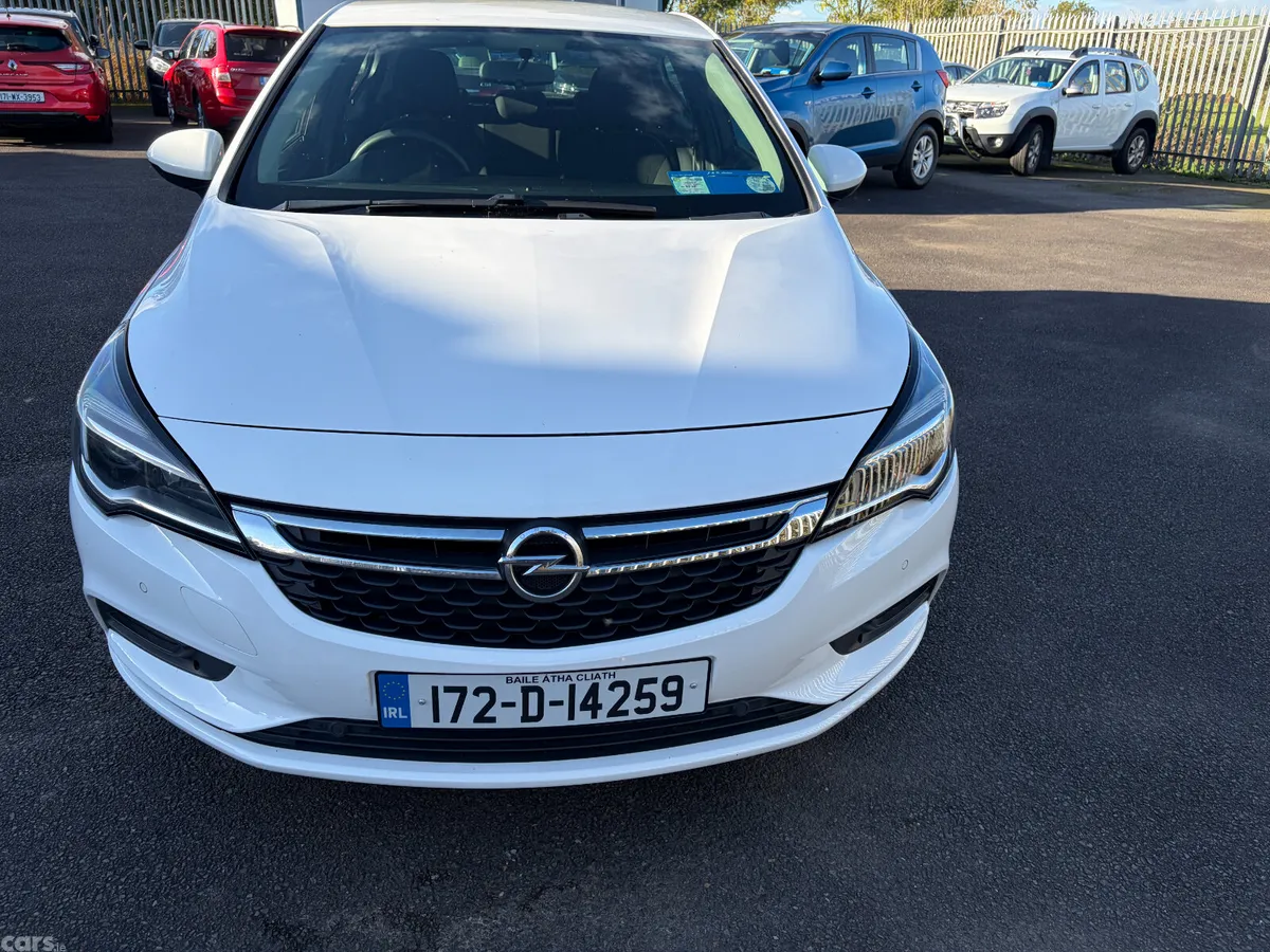 Opel Astra Hatchback, Diesel, 2017, White