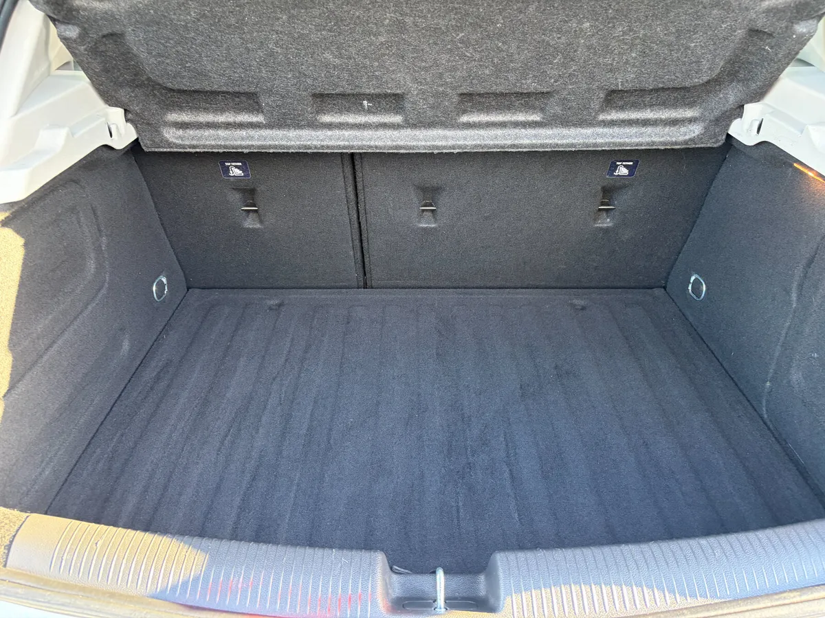Opel Astra Hatchback, Diesel, 2017, White