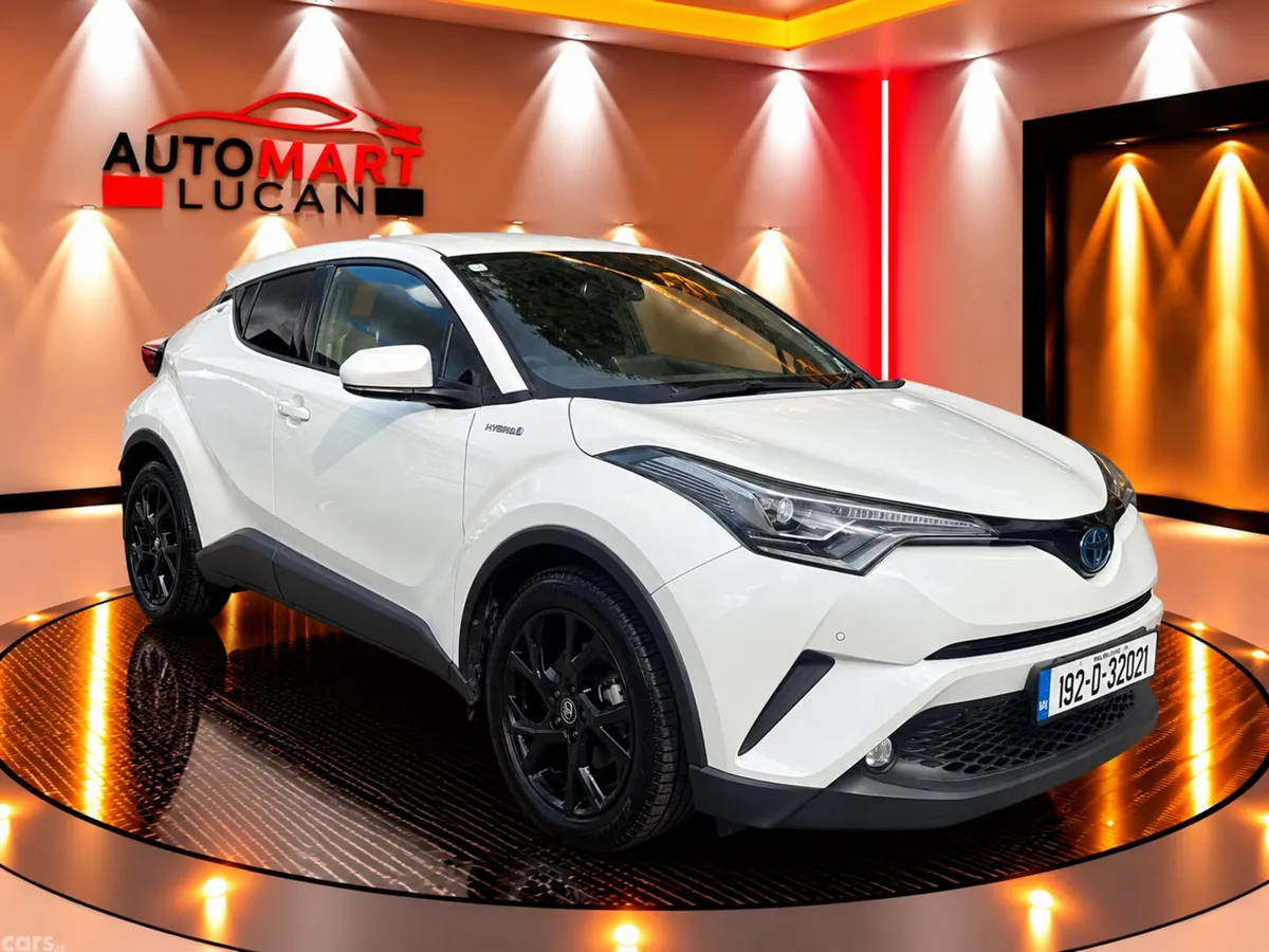 Toyota C-HR SUV, Petrol Hybrid, 2019, White