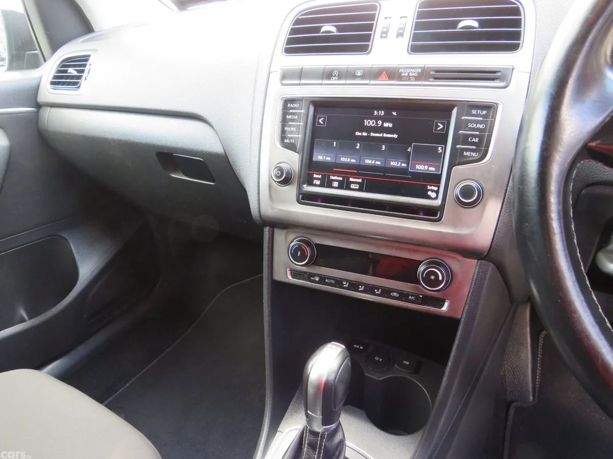 Volkswagen Polo Hatchback, Petrol, 2015, Black