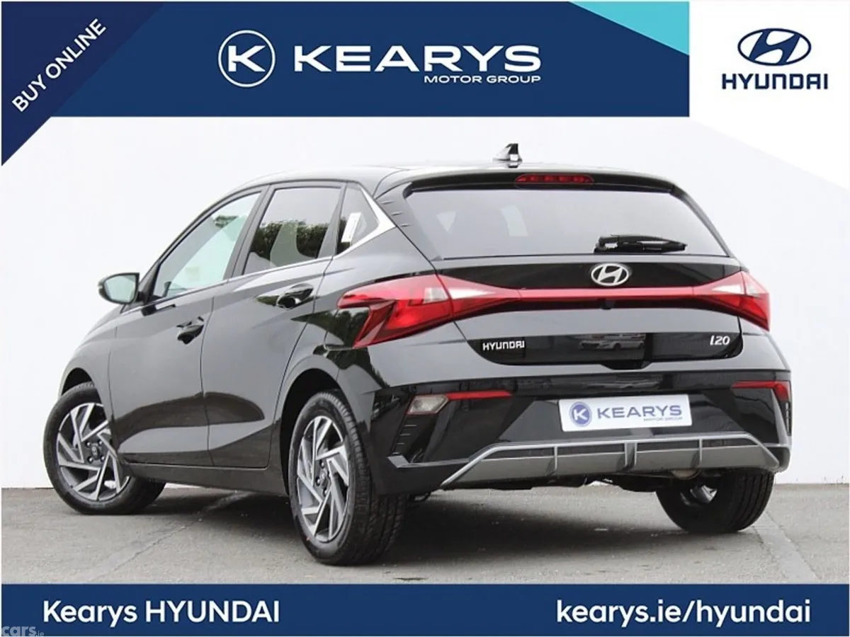 Hyundai i20 Hatchback, Petrol, 2024, Black