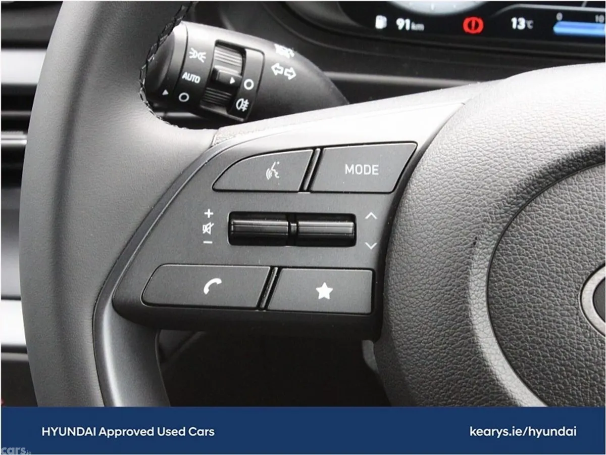 Hyundai i20 Hatchback, Petrol, 2024, Black
