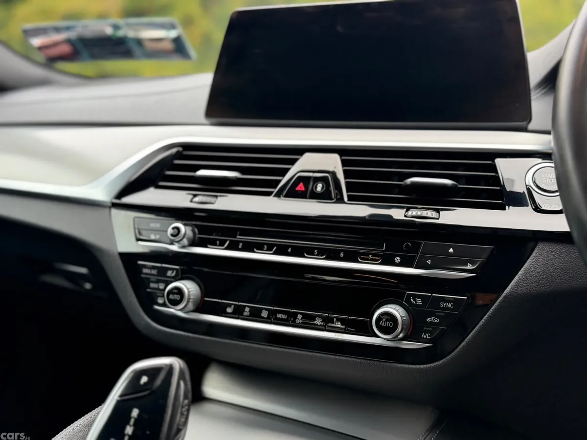 BMW 5-Series Saloon, Diesel, 2019, Black
