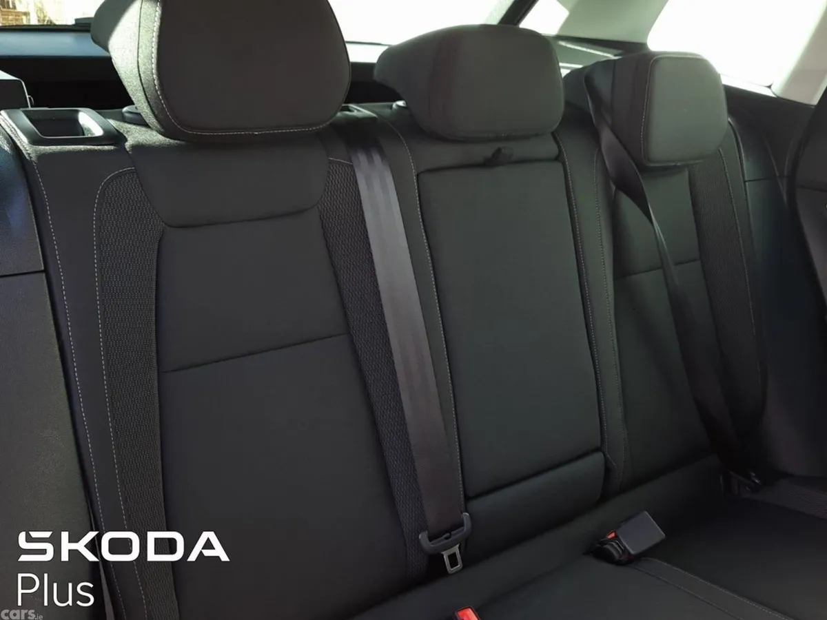 Skoda Karoq SUV, Diesel, 2026, Grey