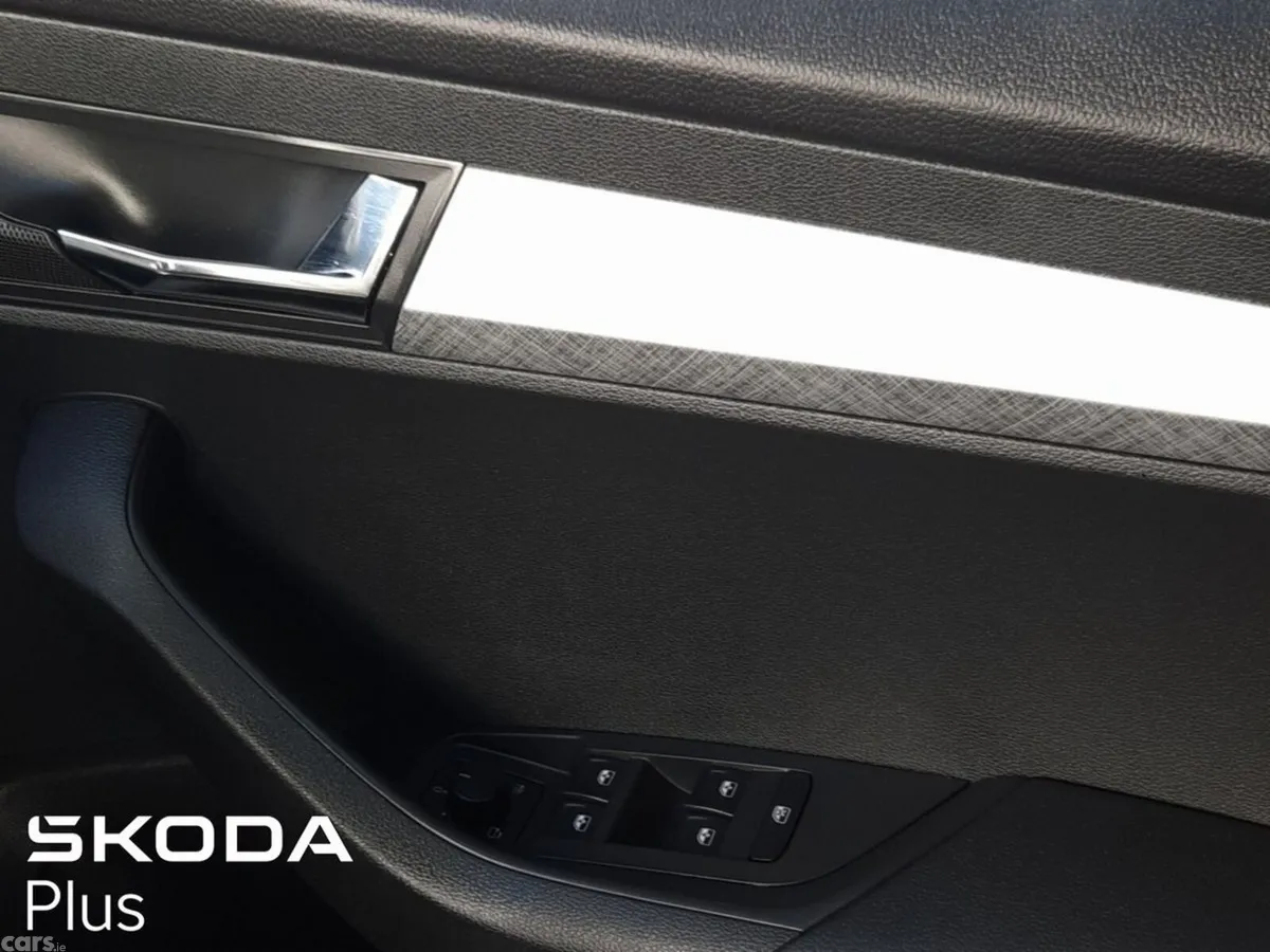 Skoda Karoq SUV, Diesel, 2026, Grey