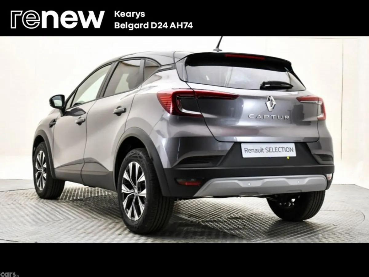 Renault Captur Hatchback, Petrol, 2023, Grey