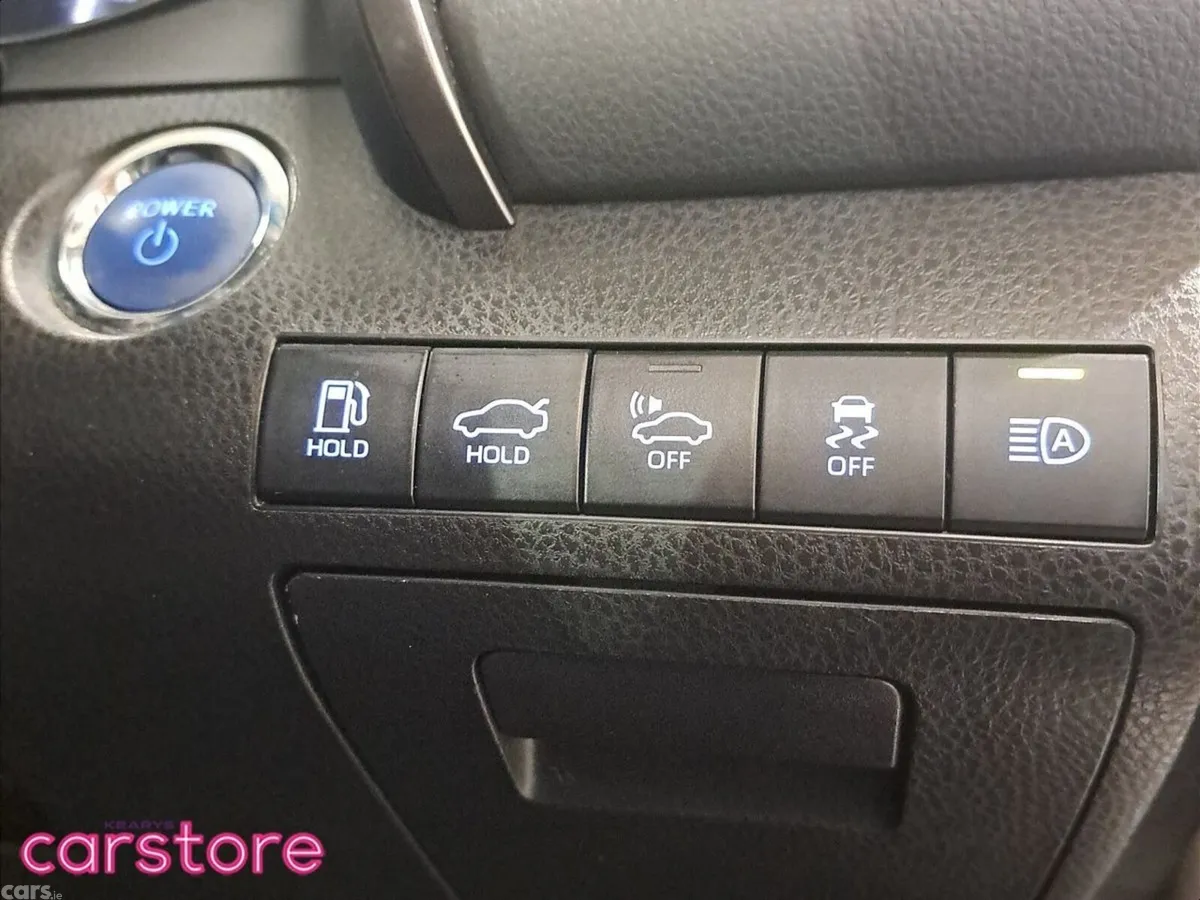 Toyota Camry Saloon, Petrol Hybrid, 2020, Black