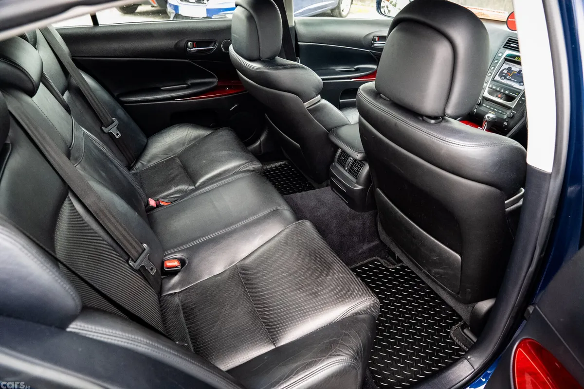 Lexus GS Saloon, Petrol Hybrid, 2012, Blue