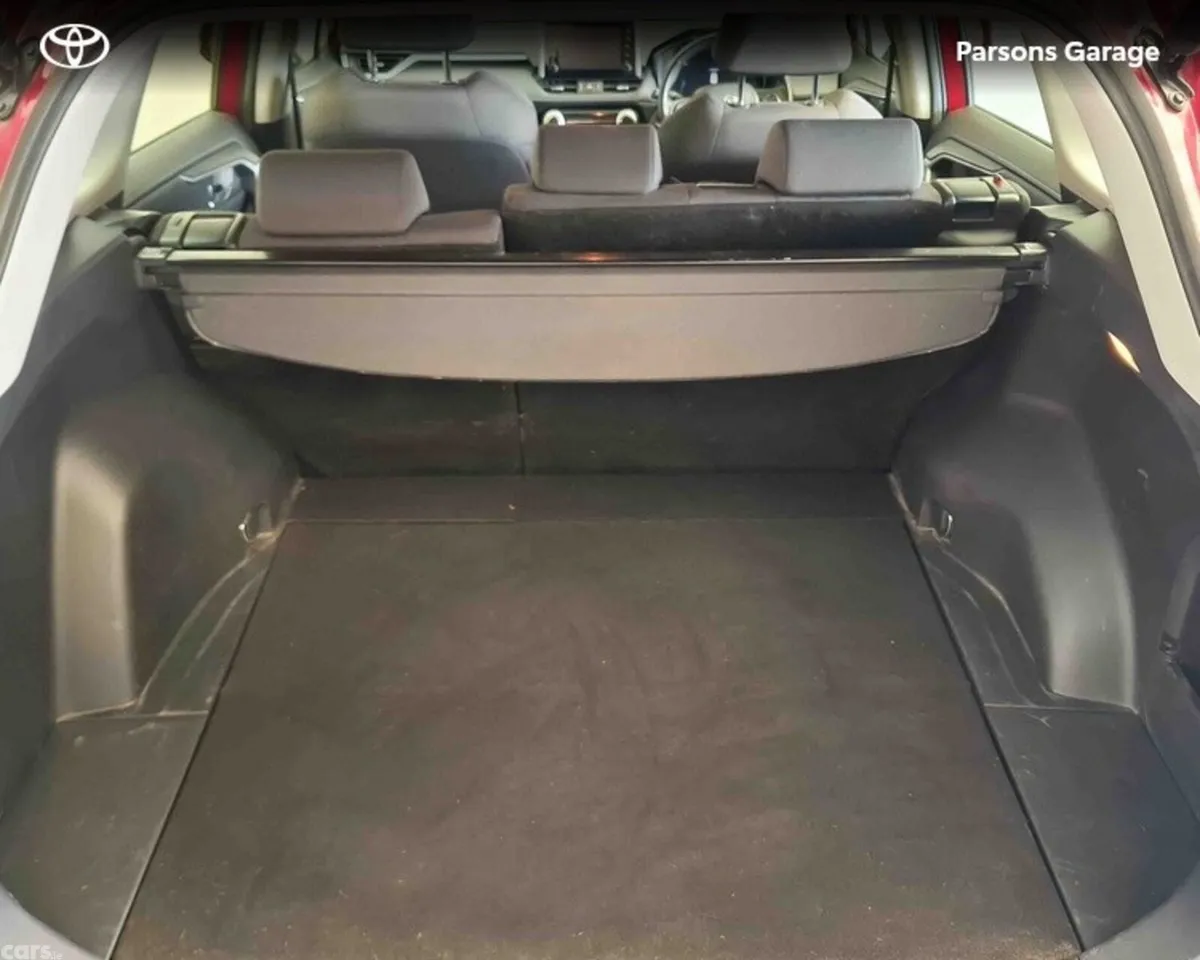 Toyota RAV4 SUV, Petrol Hybrid, 2021, Red