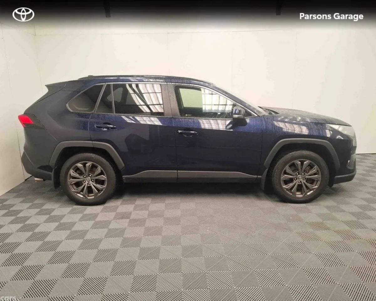 Toyota RAV4 SUV, Petrol Hybrid, 2022, Blue