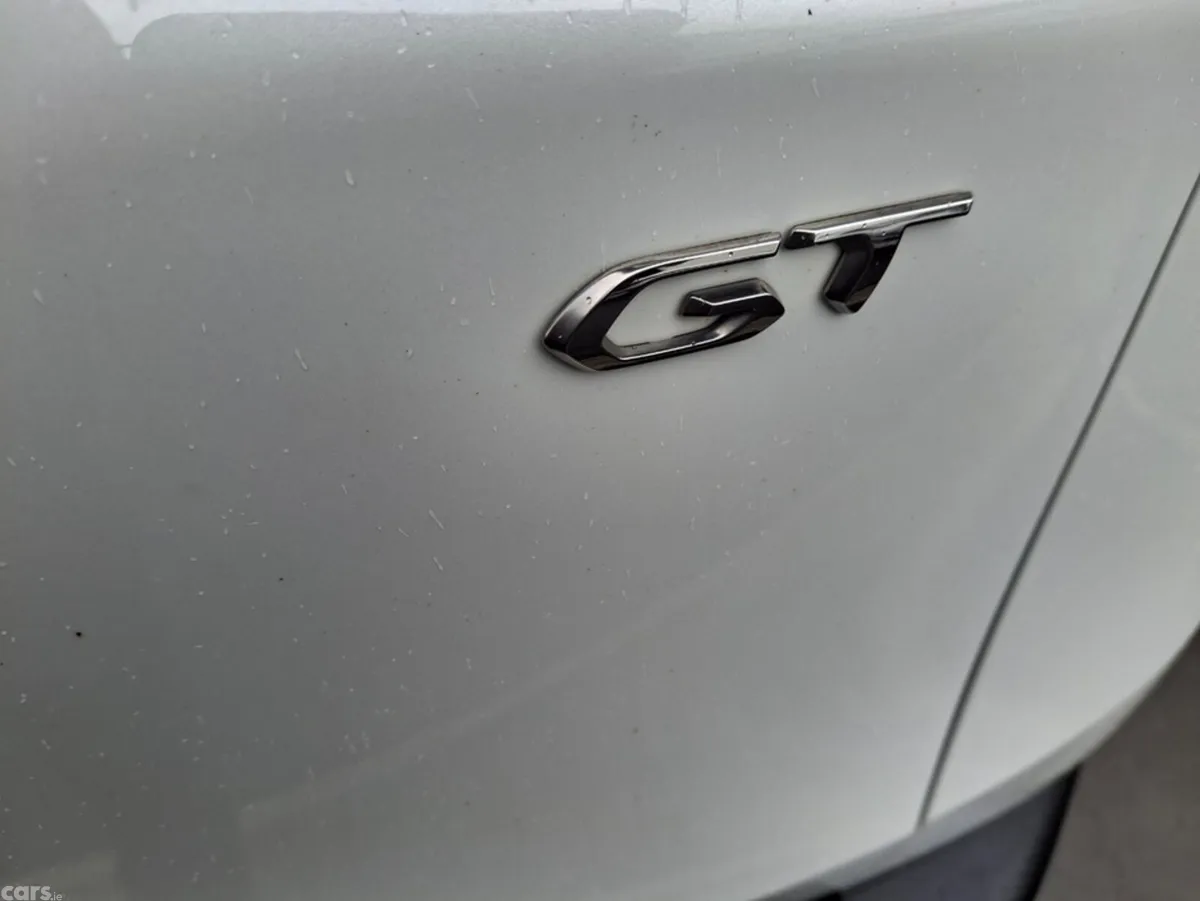 Peugeot 3008 MPV, Diesel, 2022, White