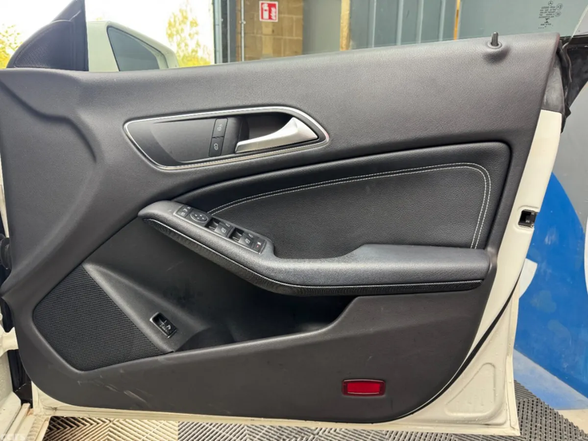 Mercedes-Benz CLA Saloon, Petrol, 2017, White