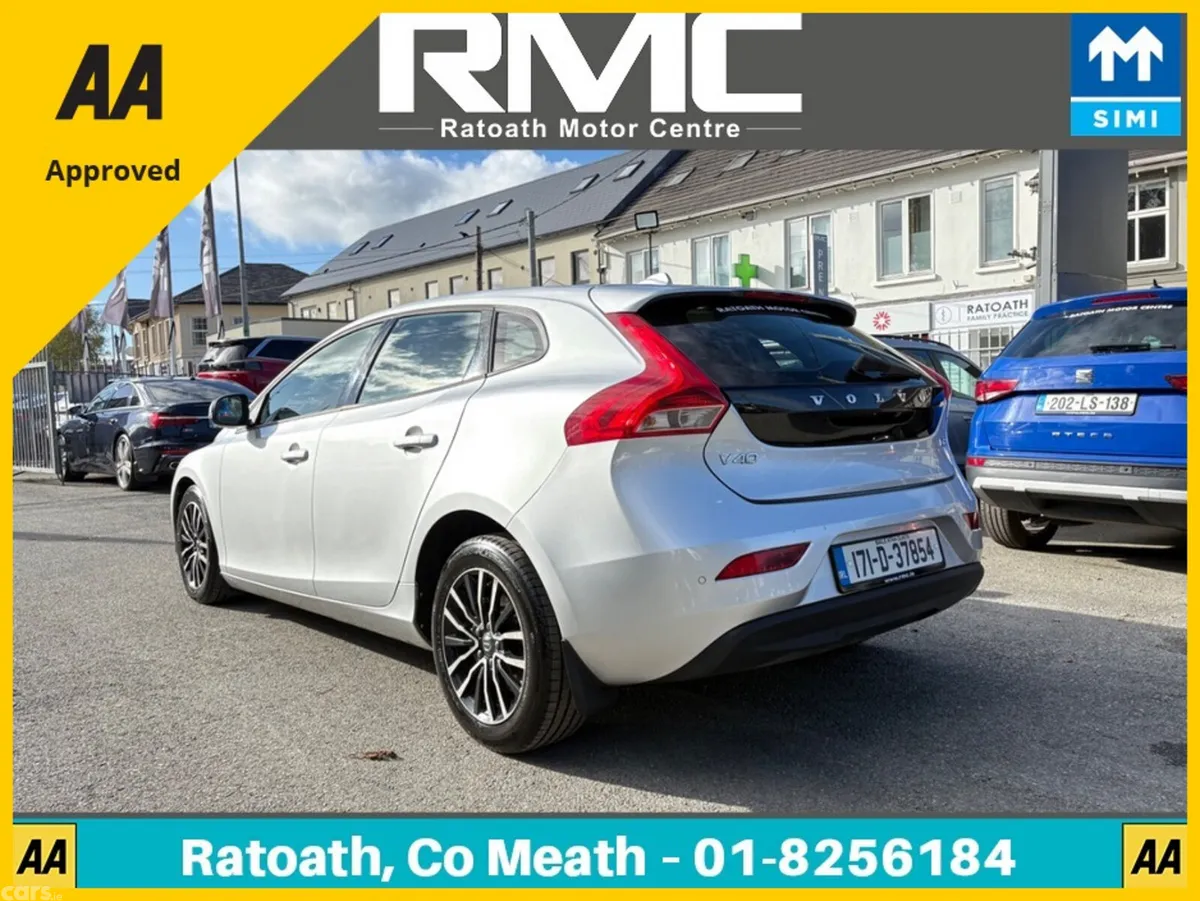 Volvo V40 Hatchback, Diesel, 2017, Grey