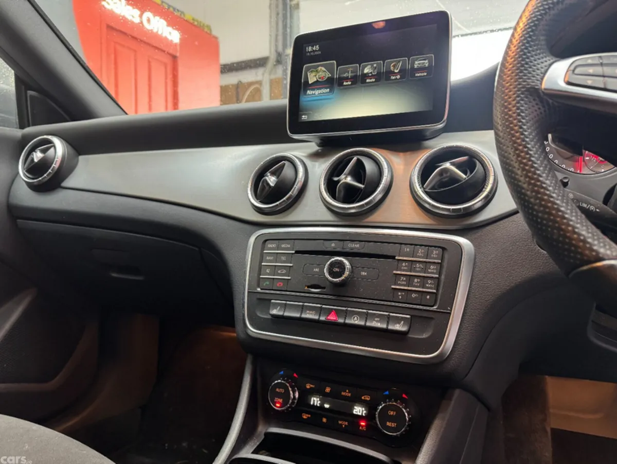 Mercedes-Benz CLA Saloon, Petrol, 2016, Grey