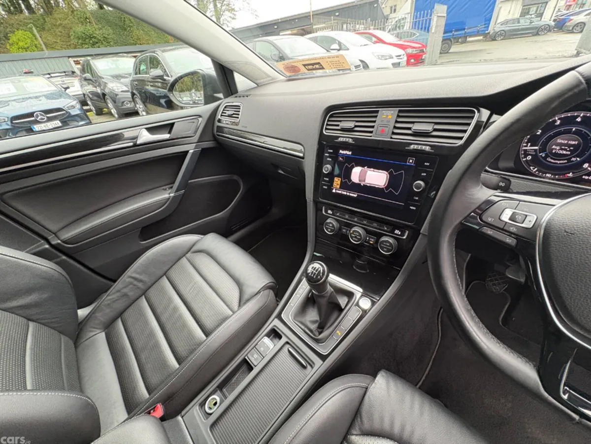 Volkswagen Golf Hatchback, Petrol, 2020, Grey