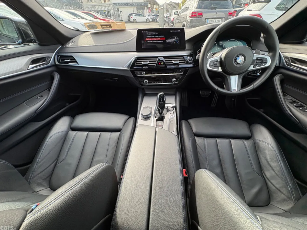 BMW 5-Series Saloon, Petrol Plug-in Hybrid, 2019, Black